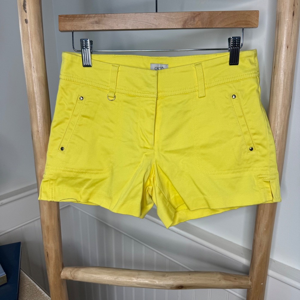 Cache Womens Yellow Stretch Cotton Studded Mid Rise Chino Shorts Size 2